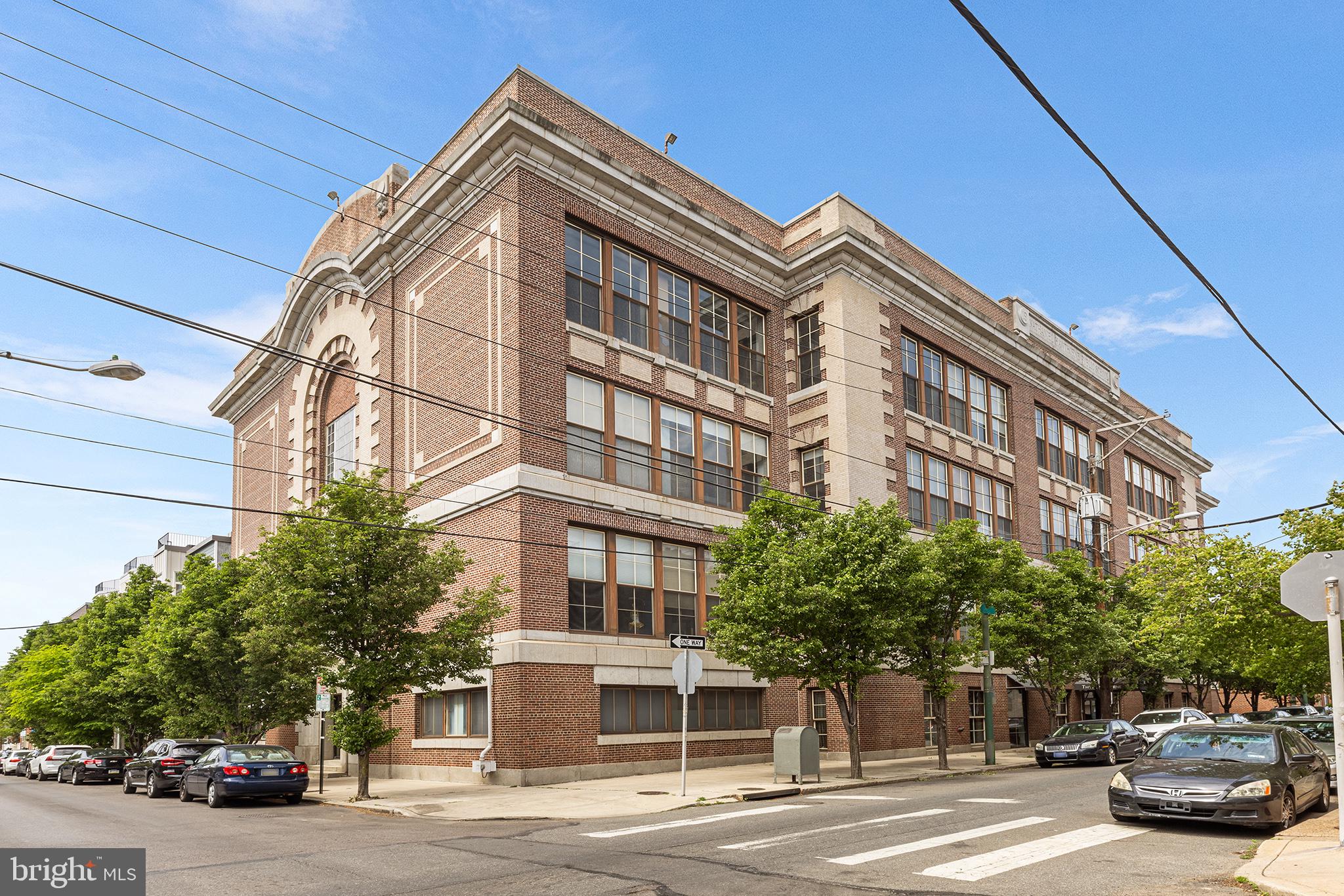 1201 FITZWATER STREET 15 307