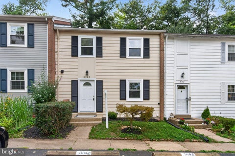 Townhouse For Sale - 5142 Dahlgreen Place<br/> BURKE, VA 22015