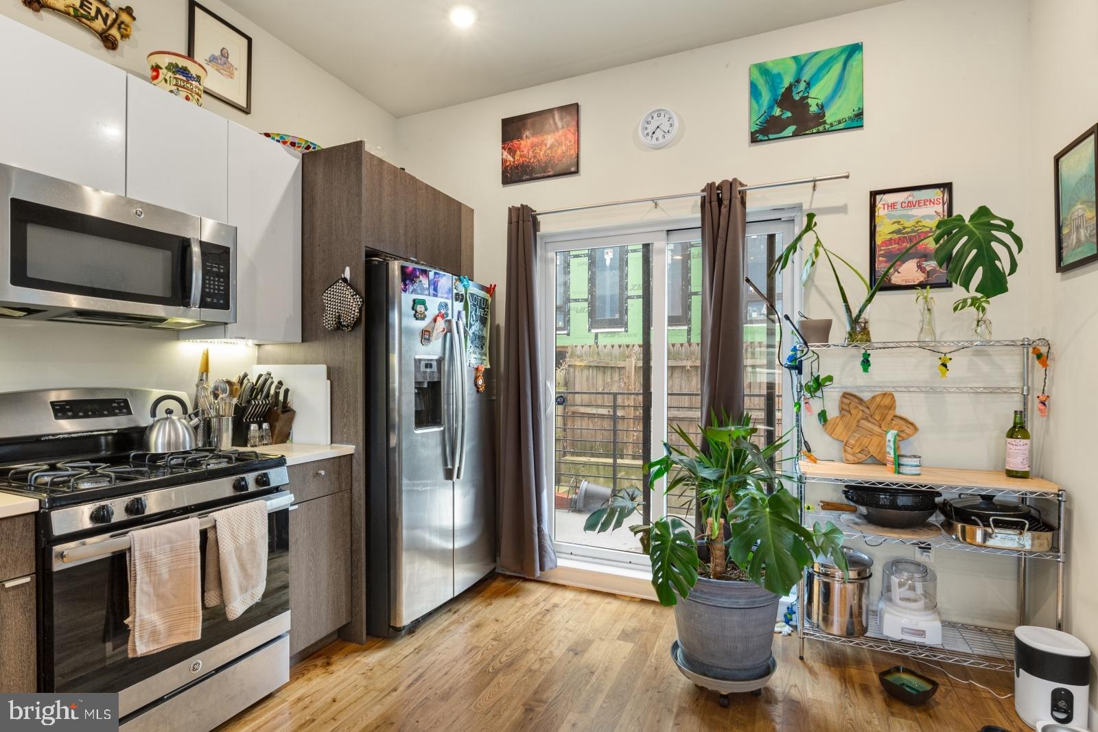 OLDE KENSINGTON - Residential Lease