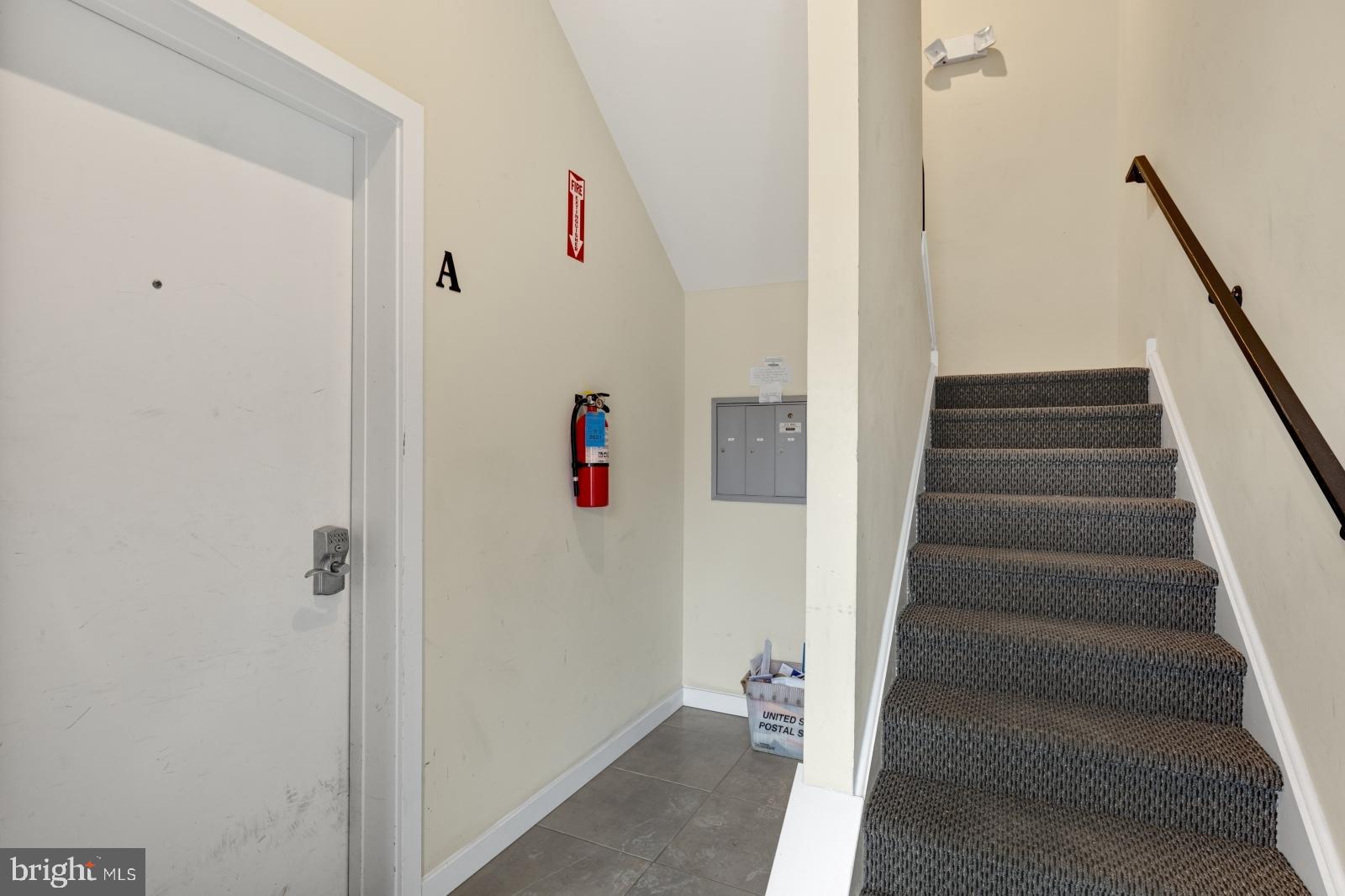 OLDE KENSINGTON - Residential Lease