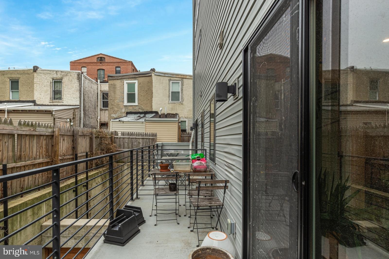 OLDE KENSINGTON - Residential Lease