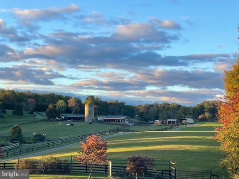 7747 RIVERSIDE FARM ROAD MARSHALL VA 20115