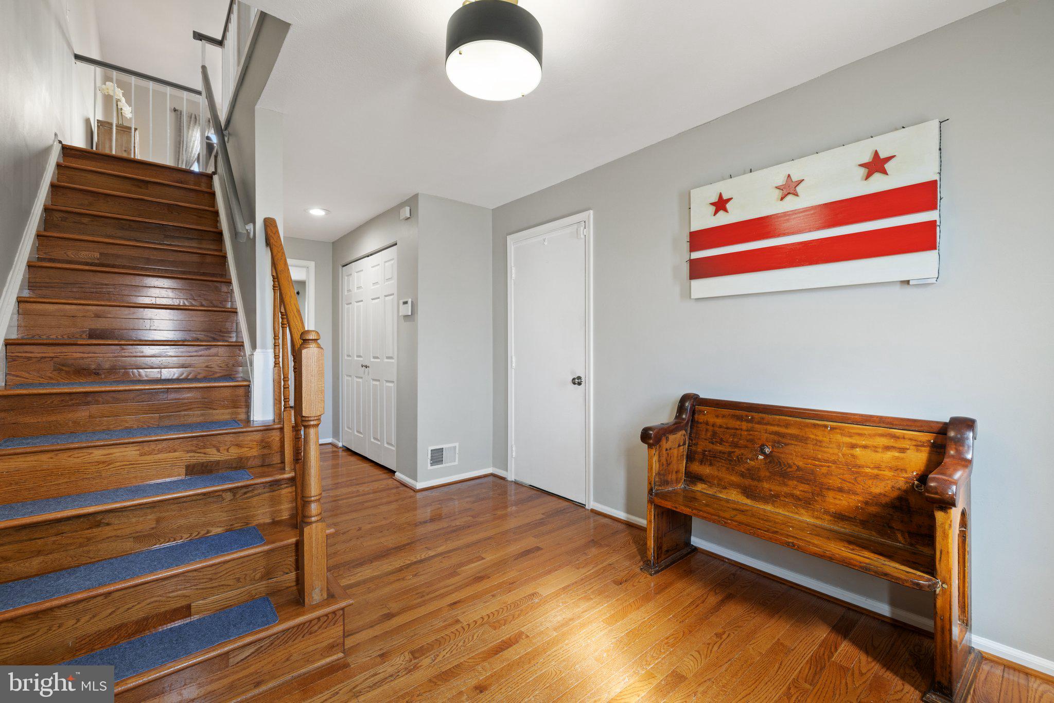 CAMERON KNOLLS - Residential