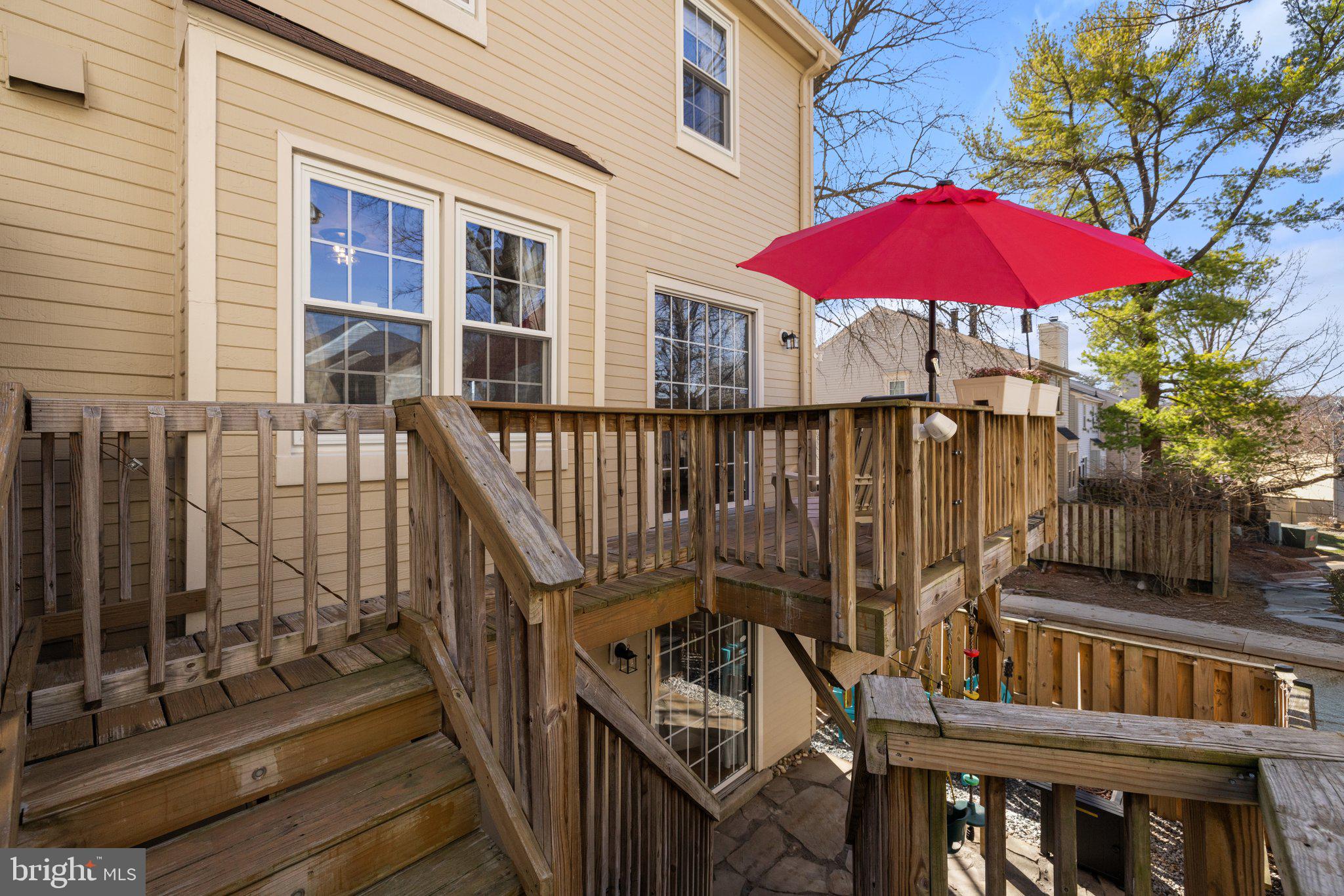 CAMERON KNOLLS - Residential