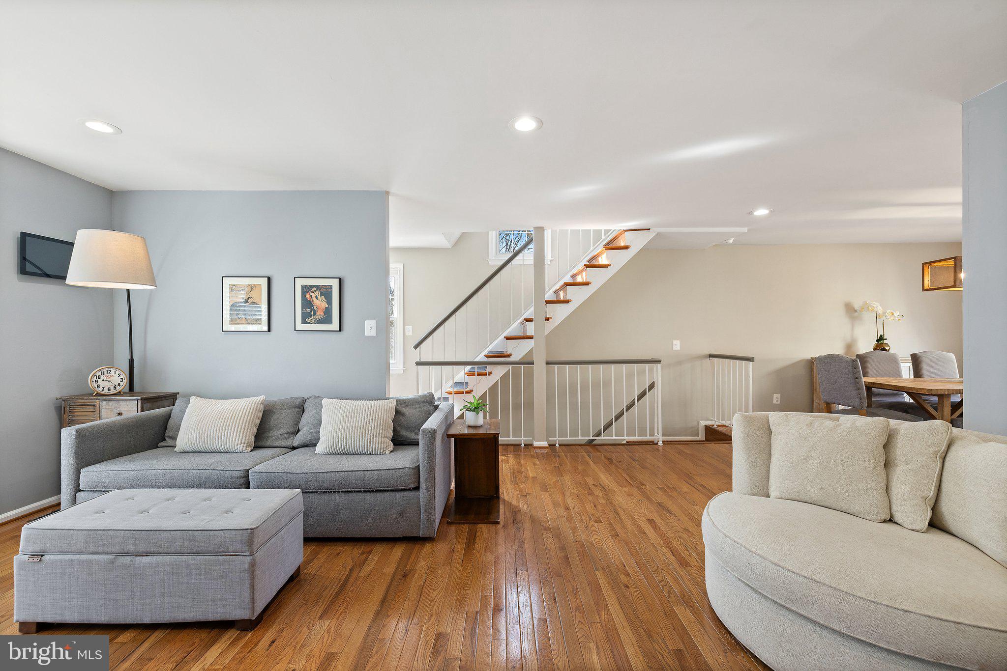 CAMERON KNOLLS - Residential