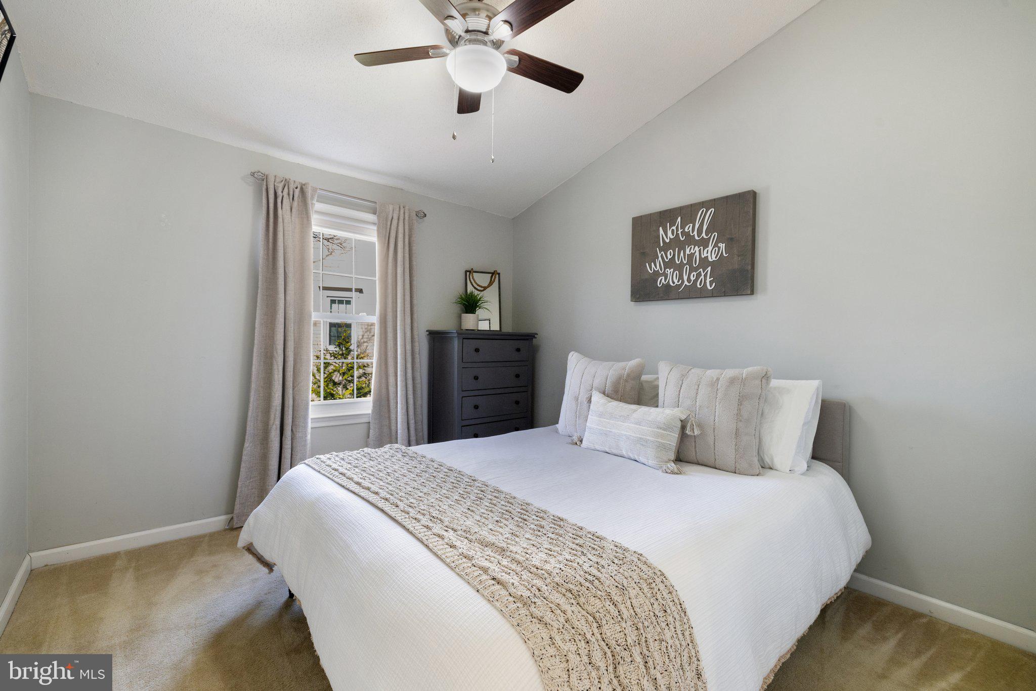 CAMERON KNOLLS - Residential