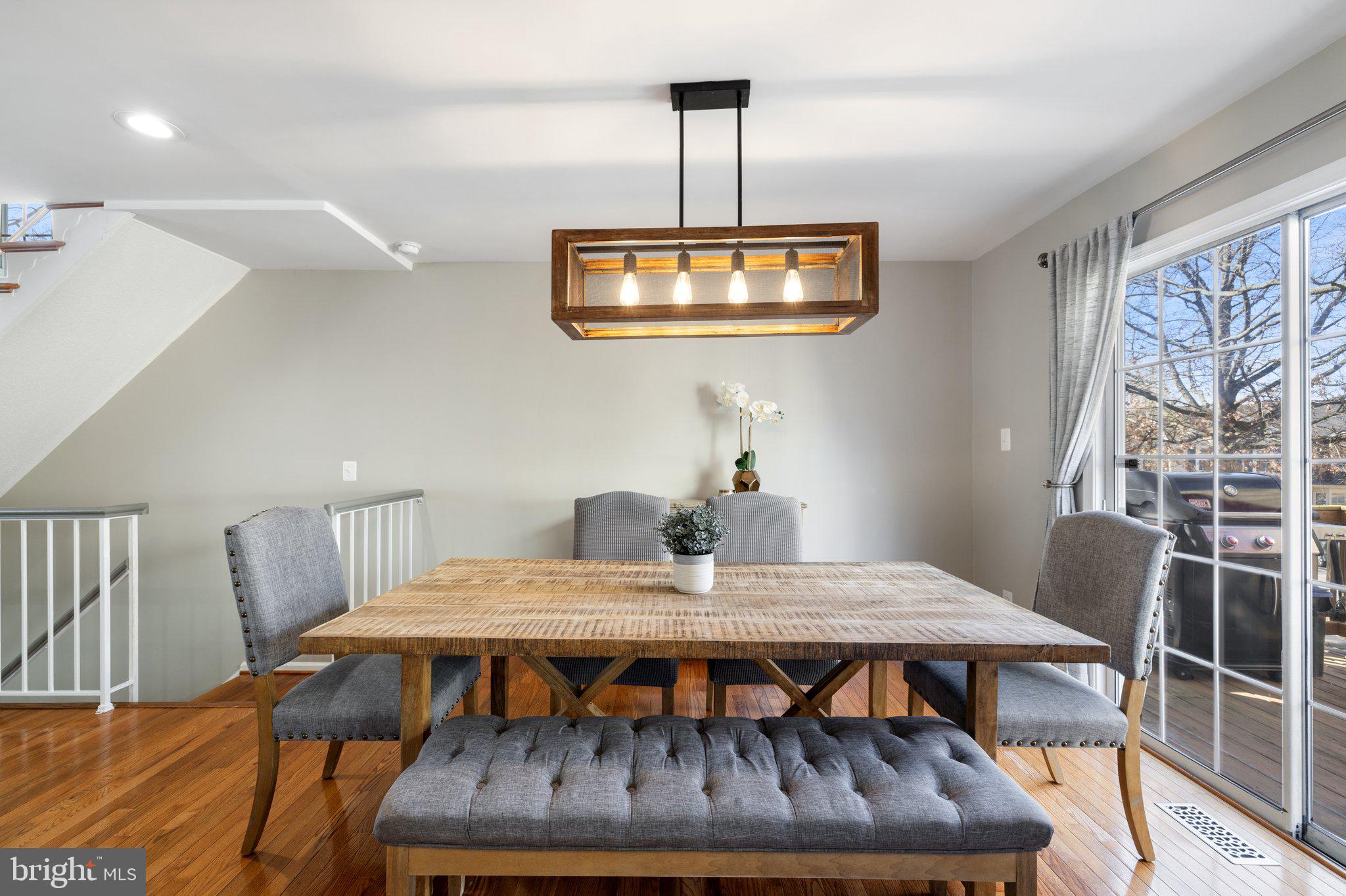 CAMERON KNOLLS - Residential