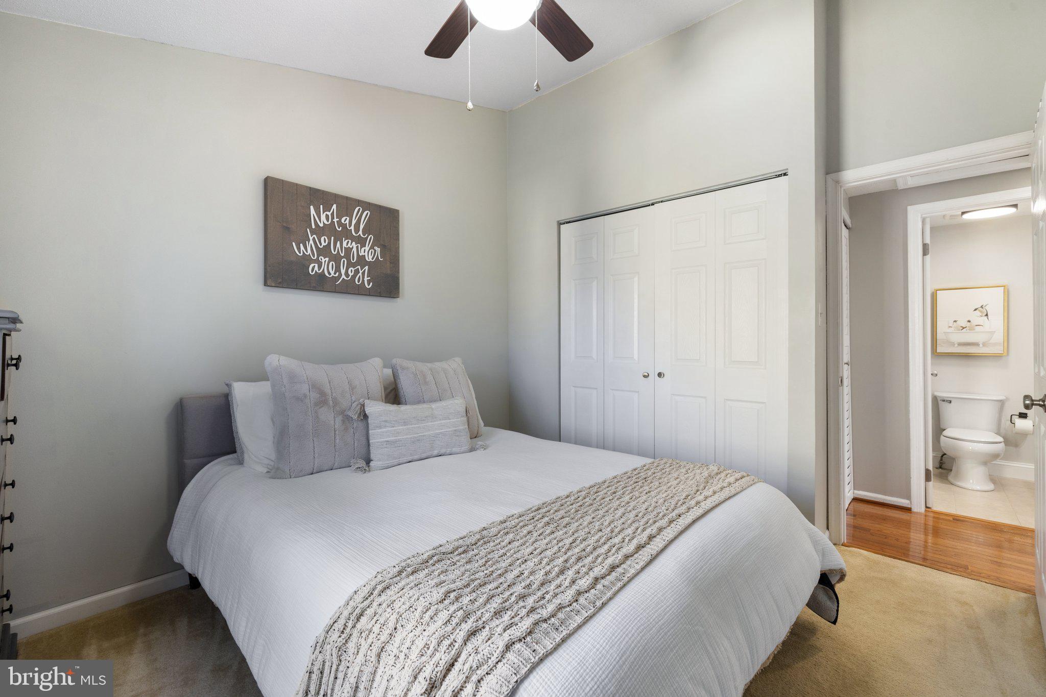 CAMERON KNOLLS - Residential