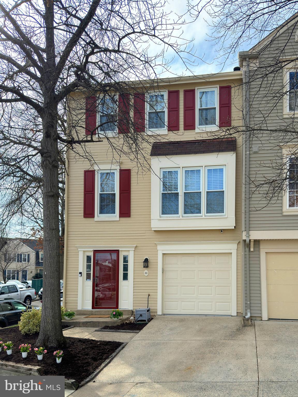 CAMERON KNOLLS - Residential