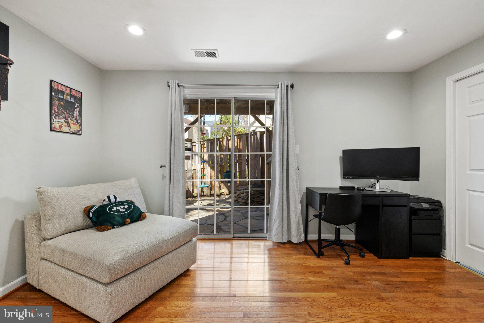 CAMERON KNOLLS - Residential