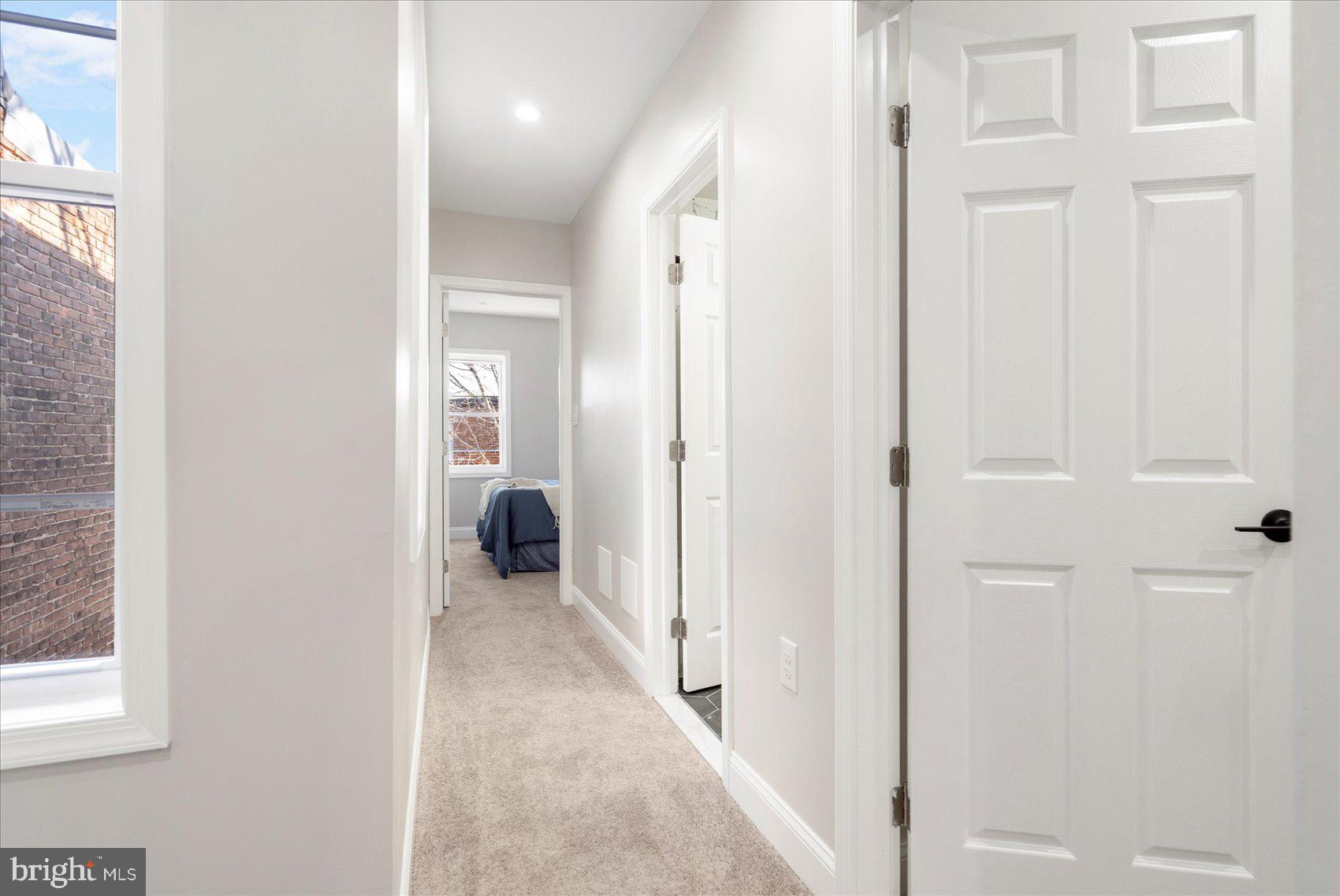 BARCLAY - Residential