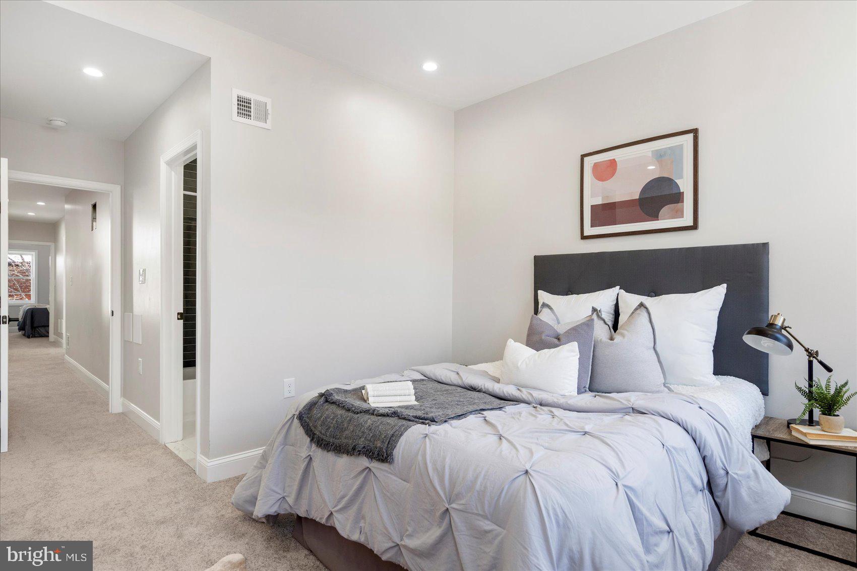 BARCLAY - Residential