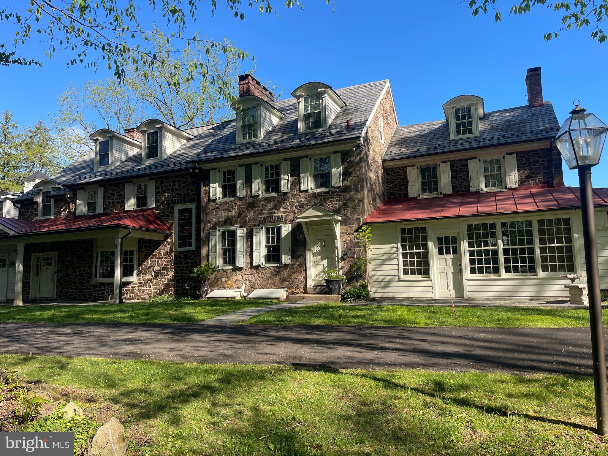THE RIDINGS - Residential