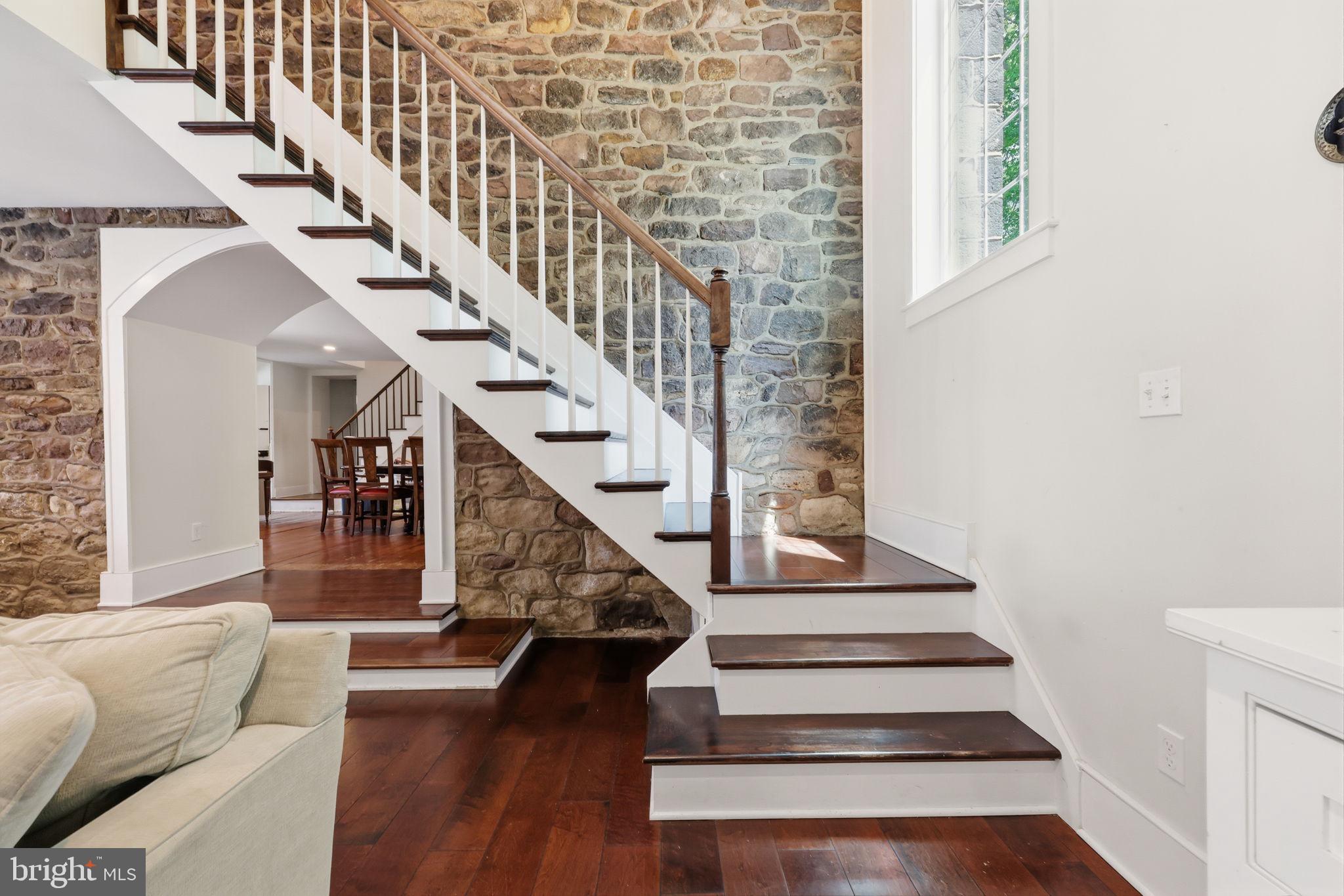 THE RIDINGS - Residential