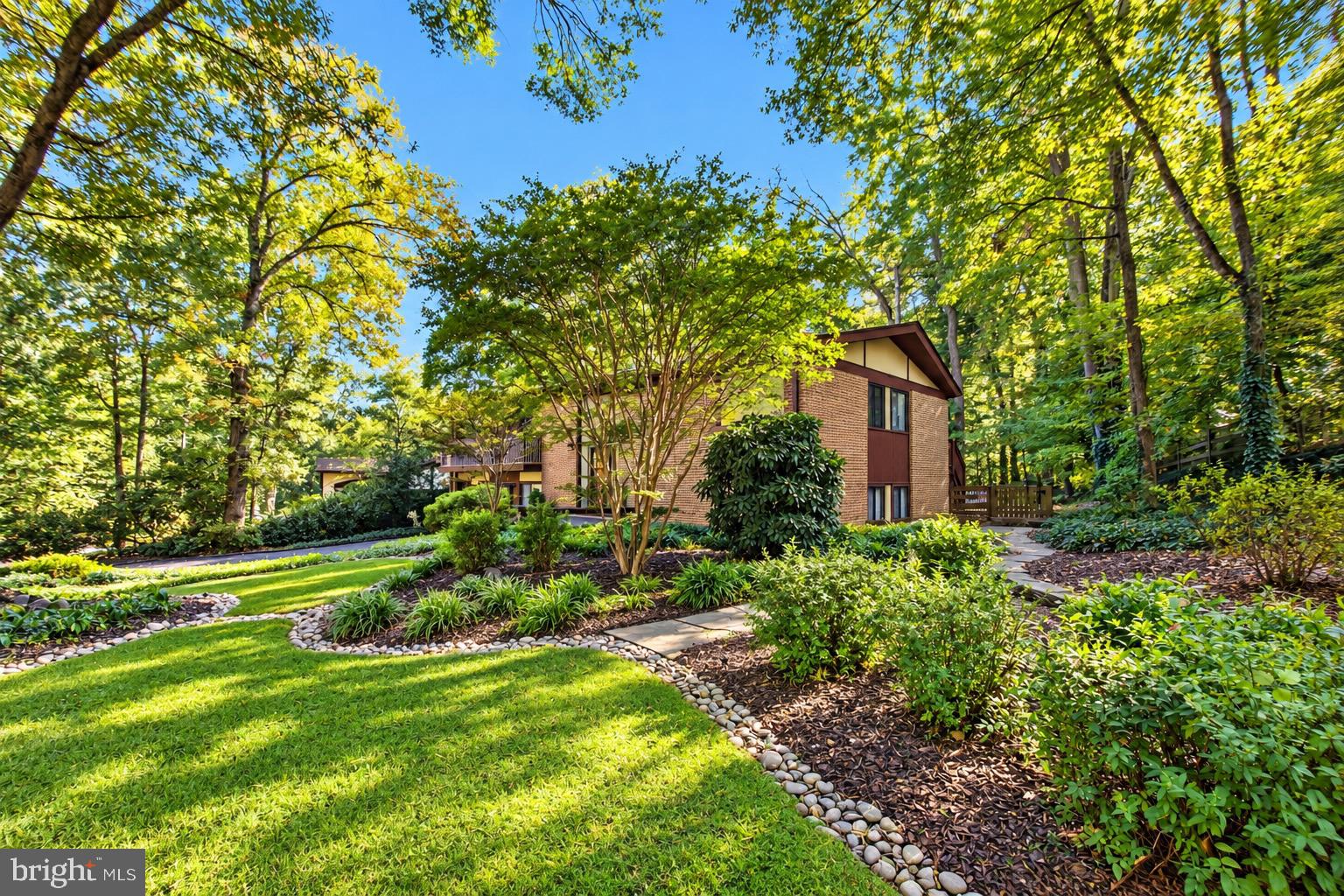 3217 WESSYNTON WAY
