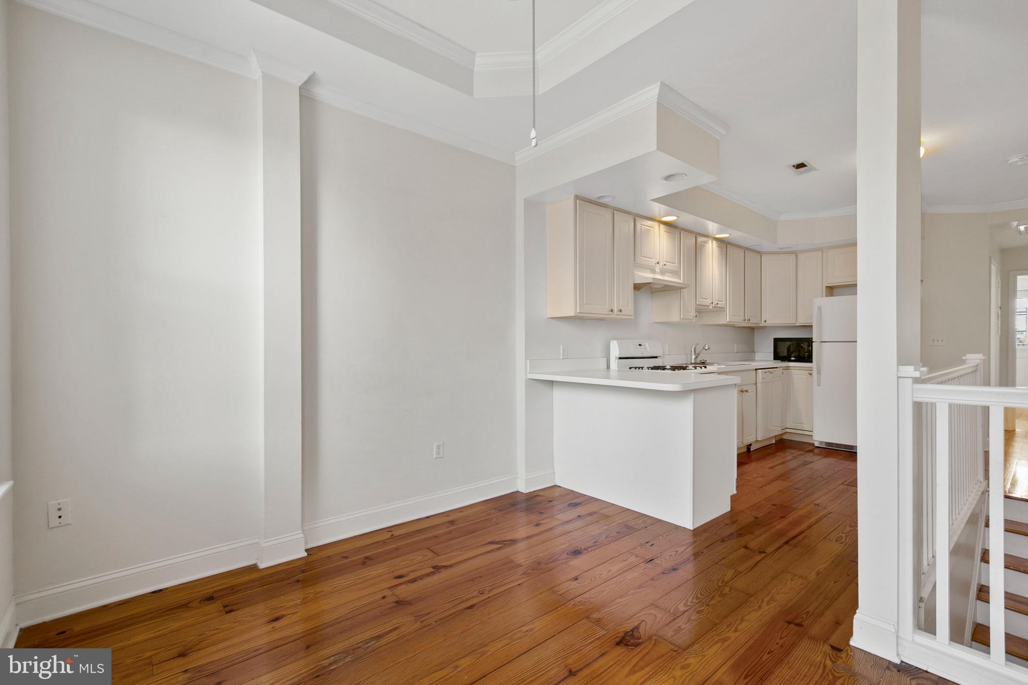 LOCUST POINT - Residential Lease