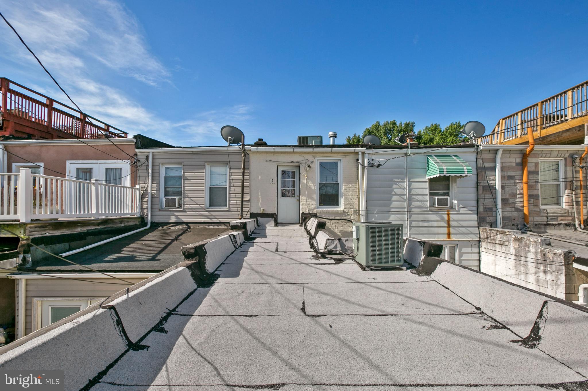 LOCUST POINT - Residential Lease