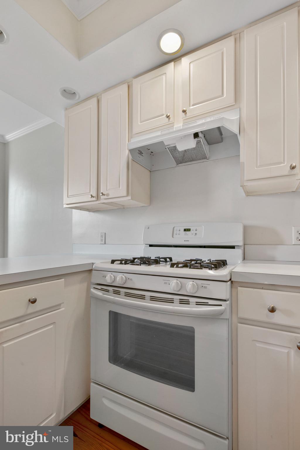 LOCUST POINT - Residential Lease