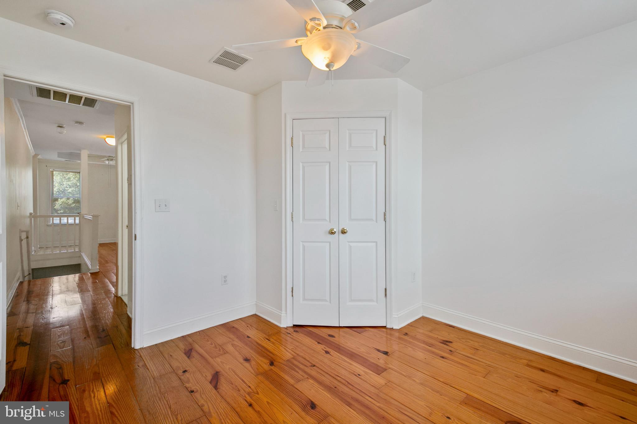 LOCUST POINT - Residential Lease