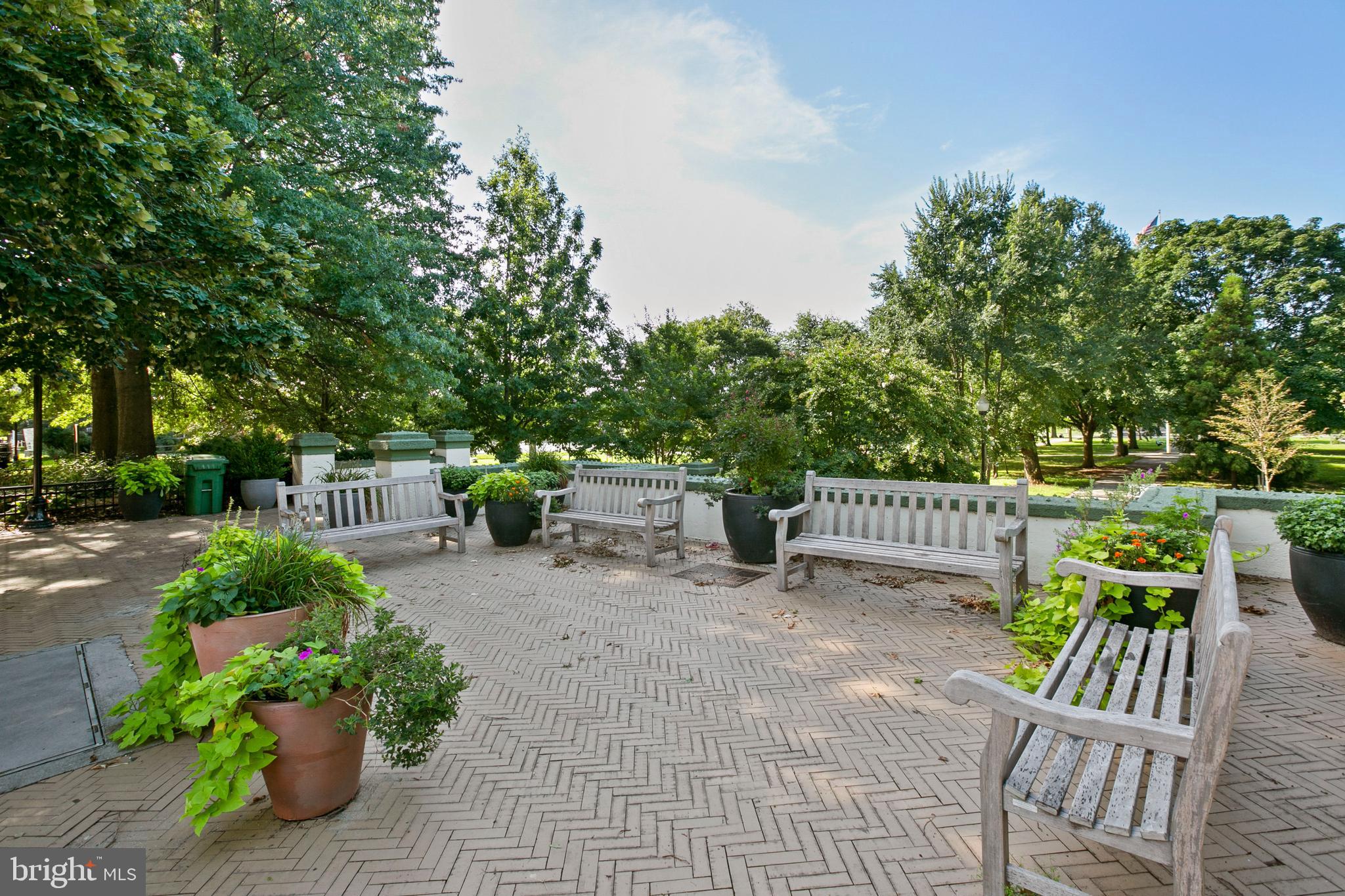 LOCUST POINT - Residential Lease