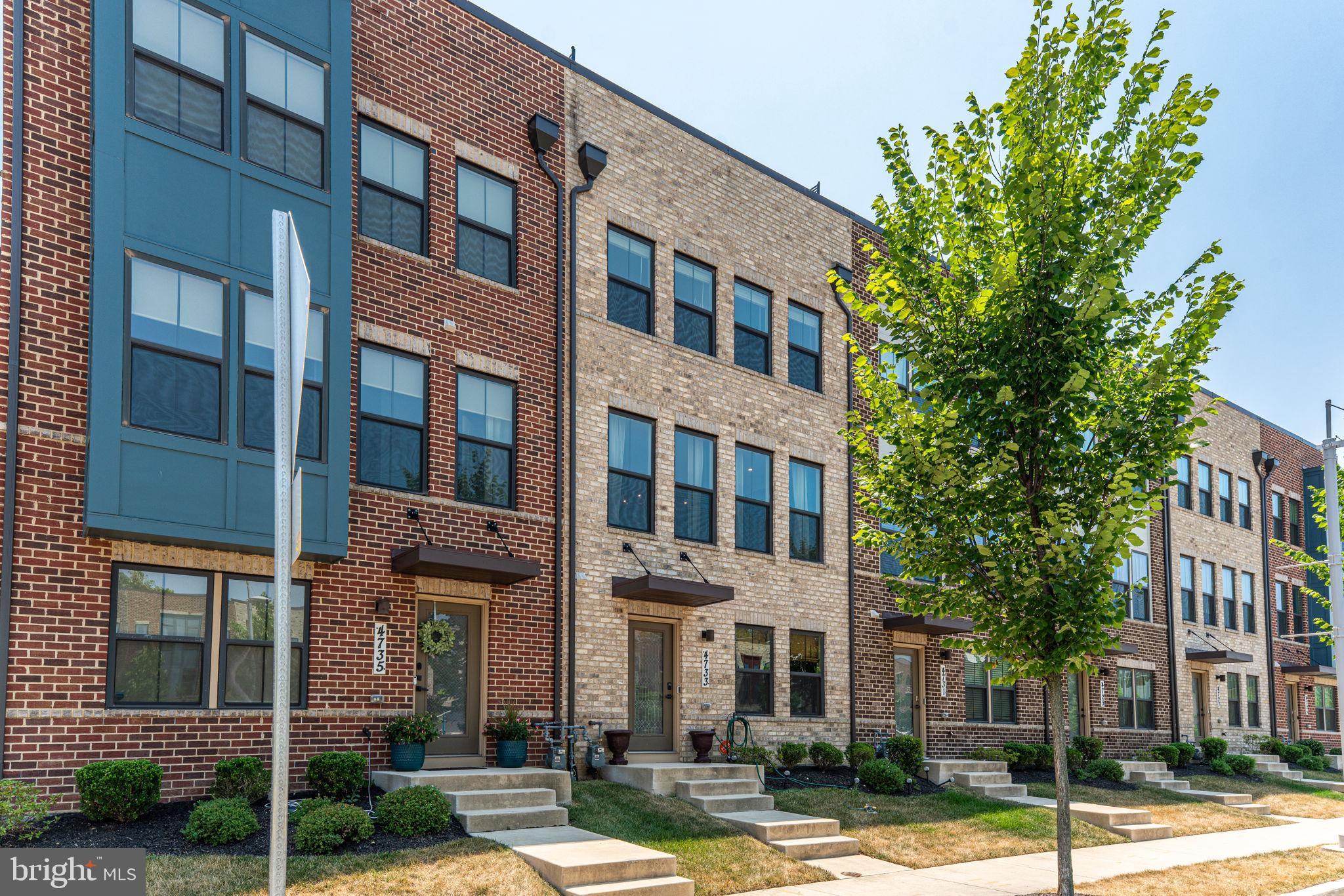 4733 TOWNE PARK ROAD