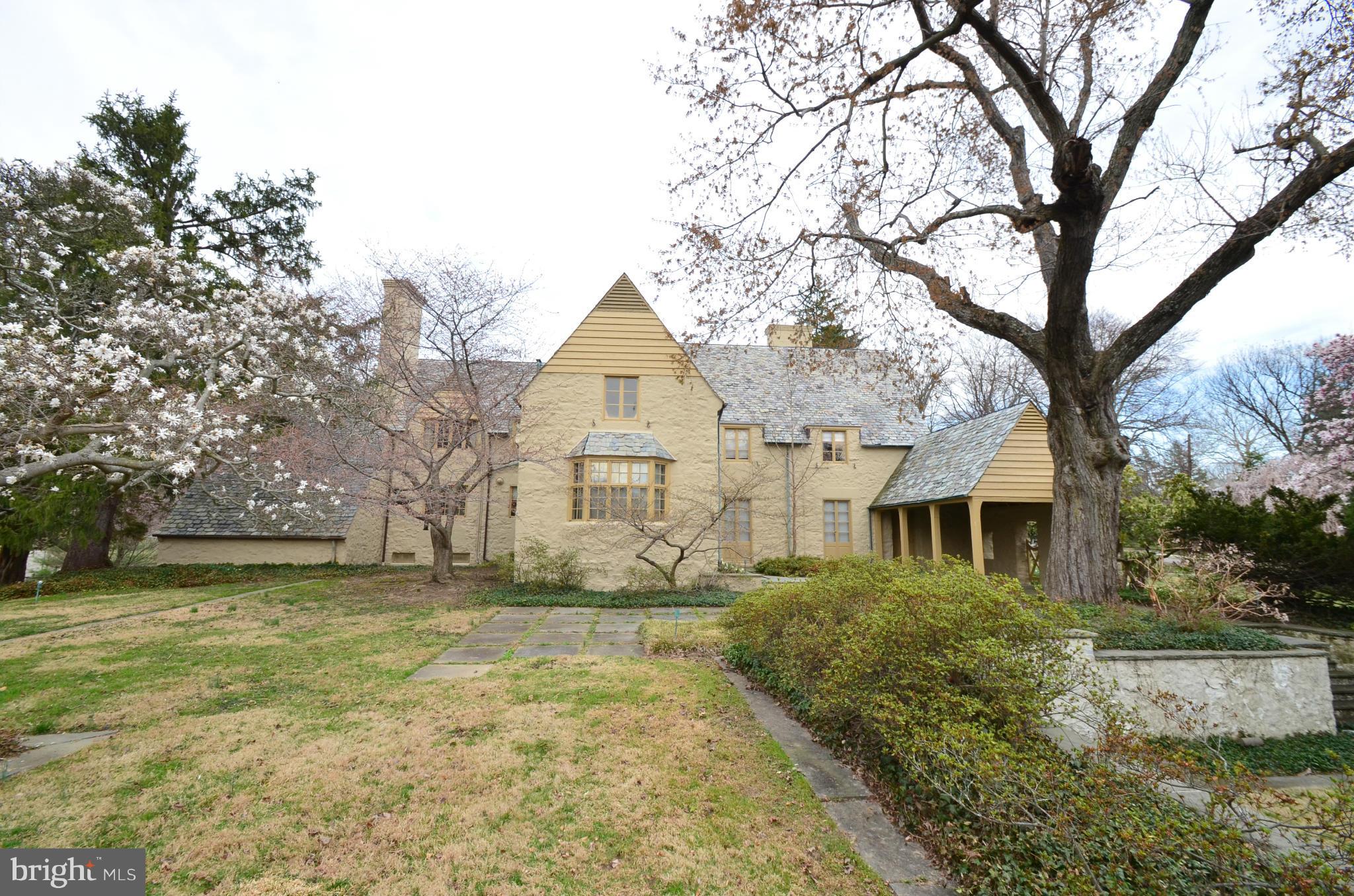 ROLAND PARK - Residential