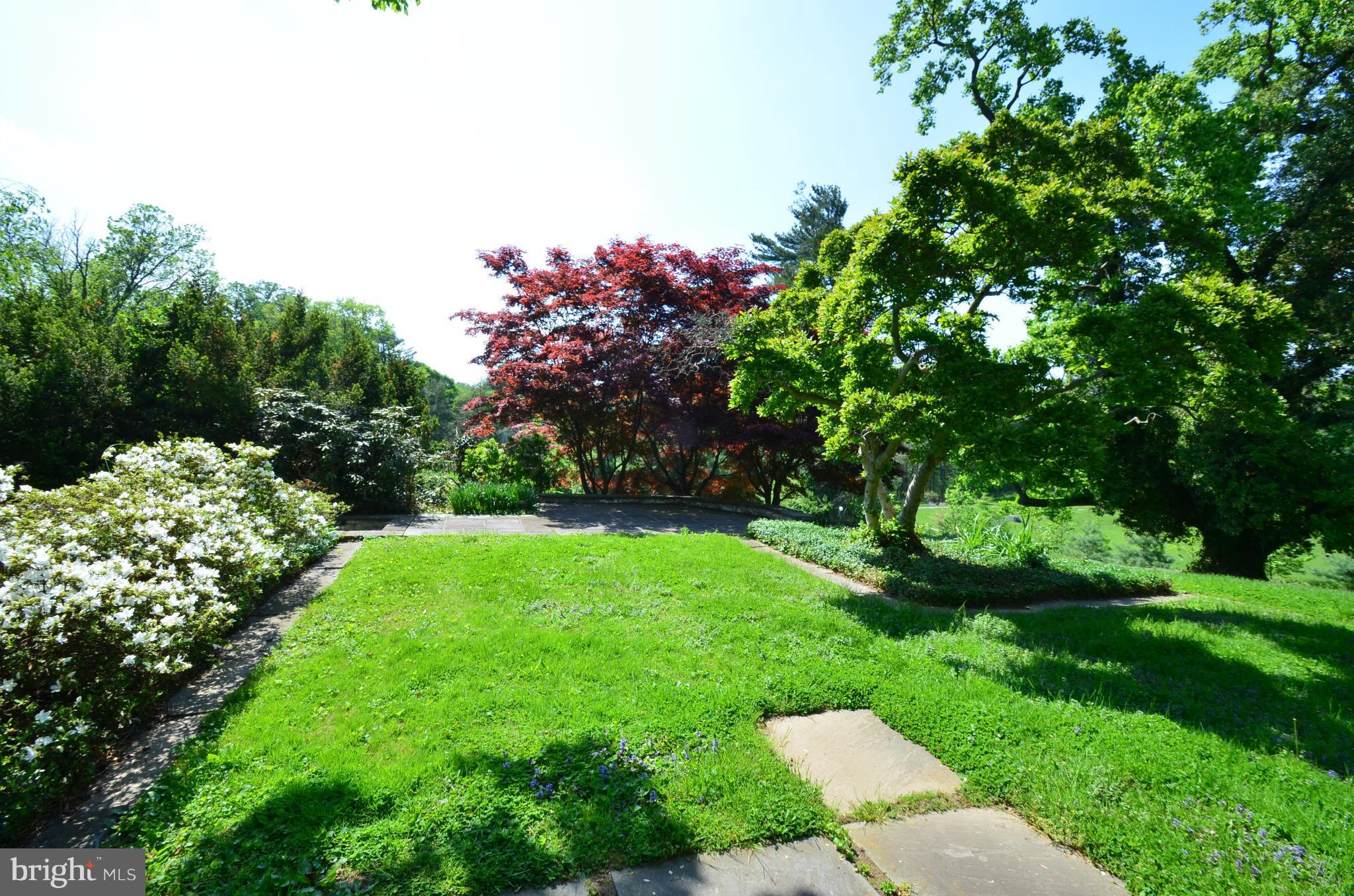 ROLAND PARK - Residential