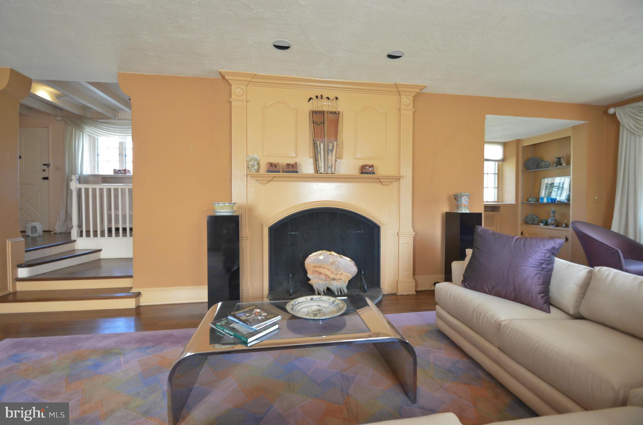 ROLAND PARK - Residential