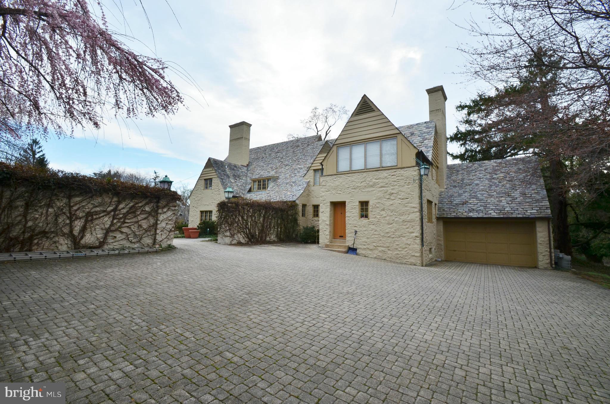 ROLAND PARK - Residential