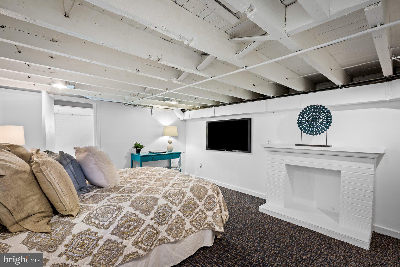 HARWOOD - Residential