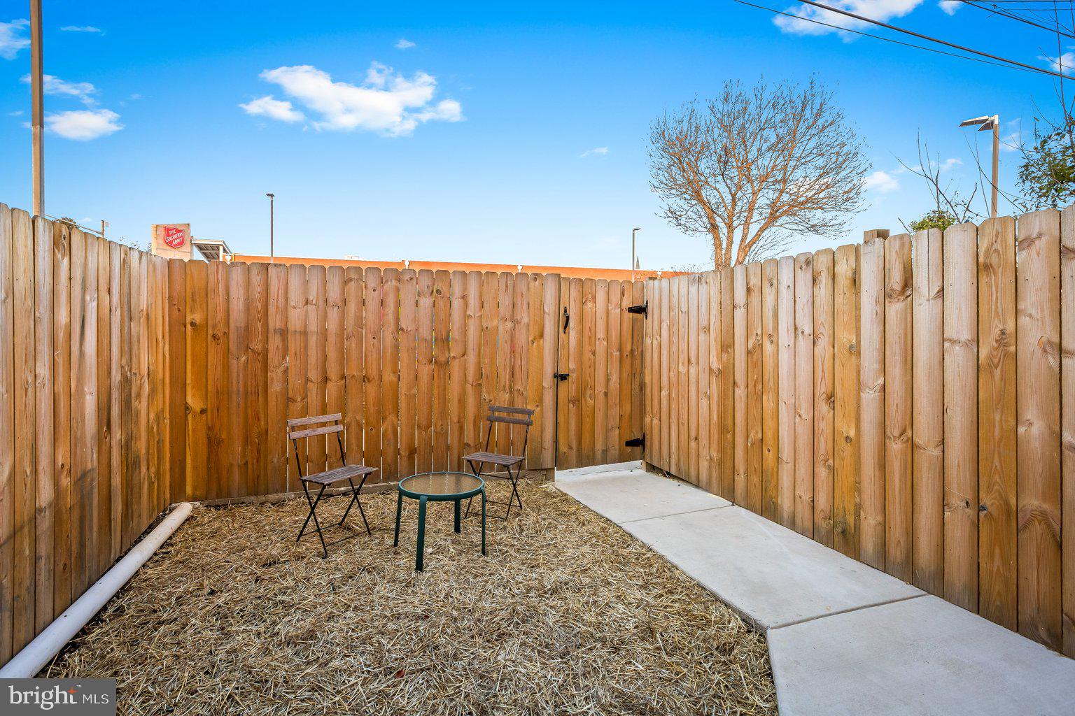 HARWOOD - Residential