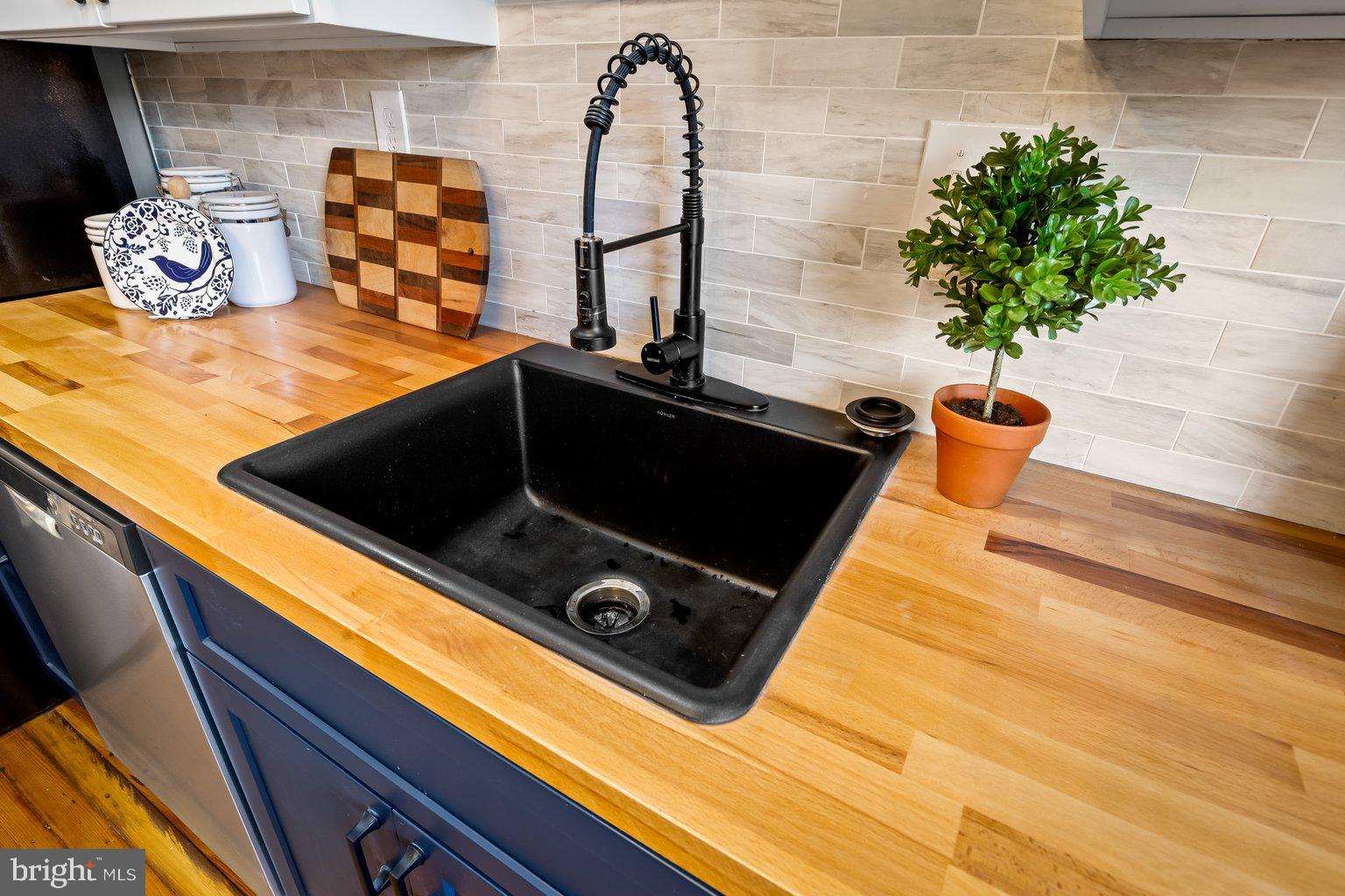 HARWOOD - Residential