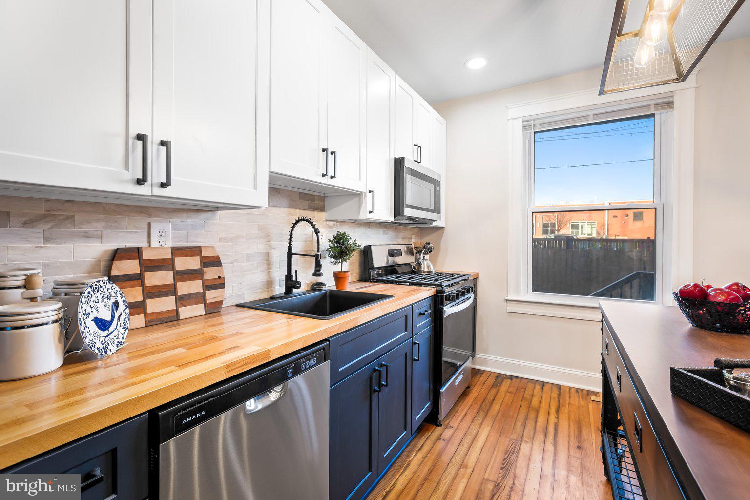 HARWOOD - Residential