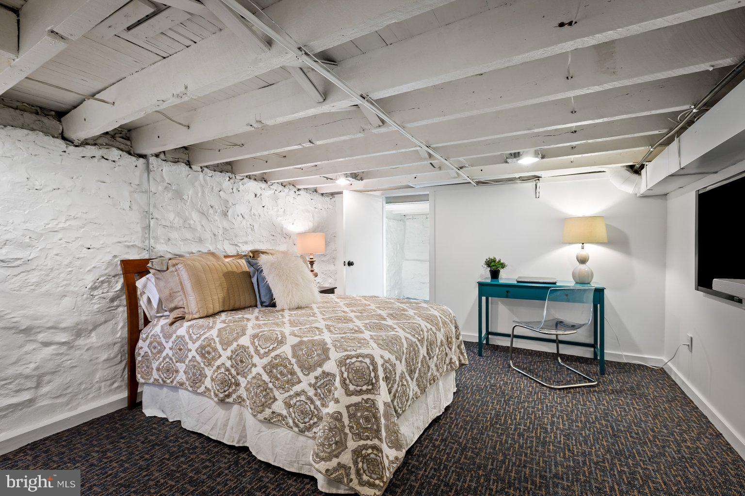 HARWOOD - Residential