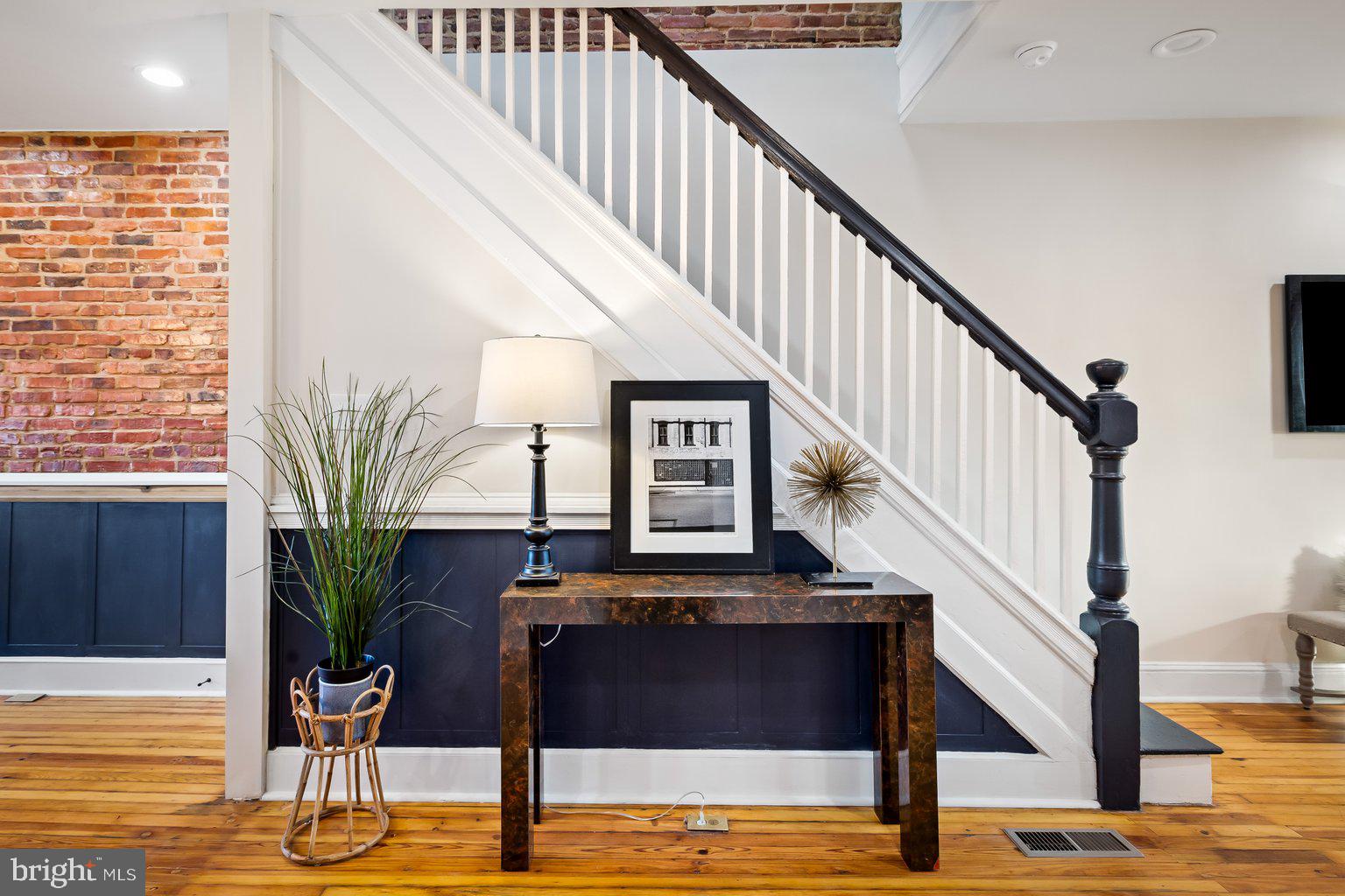 HARWOOD - Residential