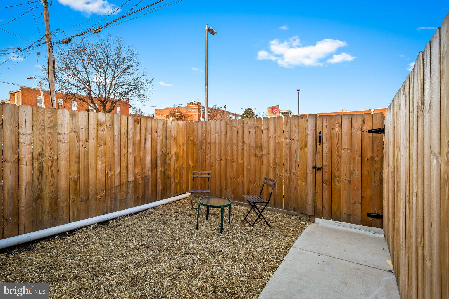 HARWOOD - Residential