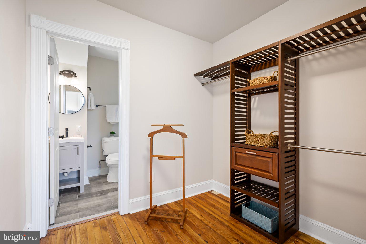 HARWOOD - Residential