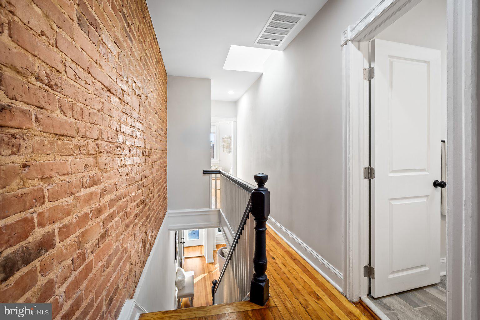 HARWOOD - Residential