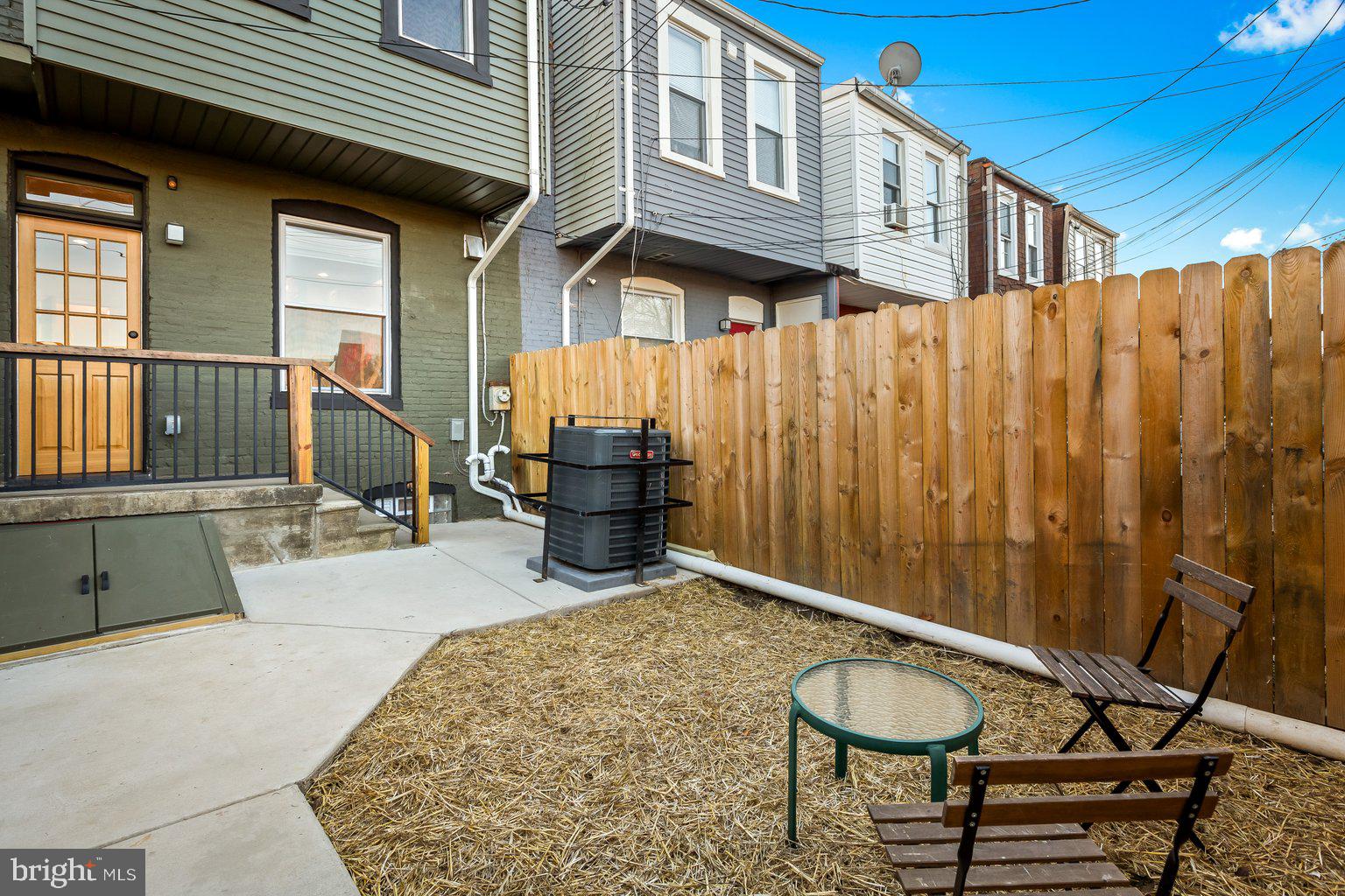 HARWOOD - Residential