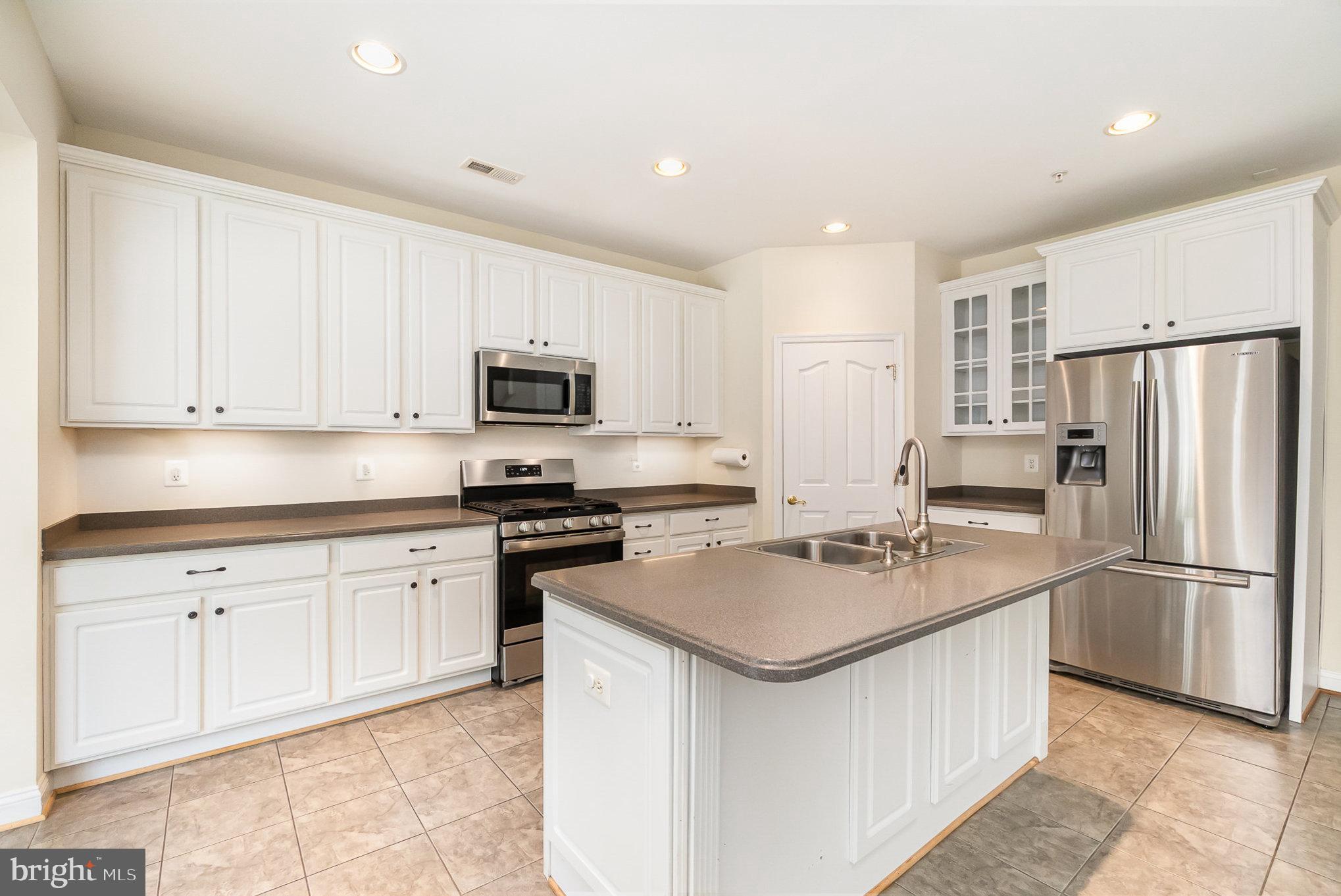 MONMOUTH MEADOWS - Residential