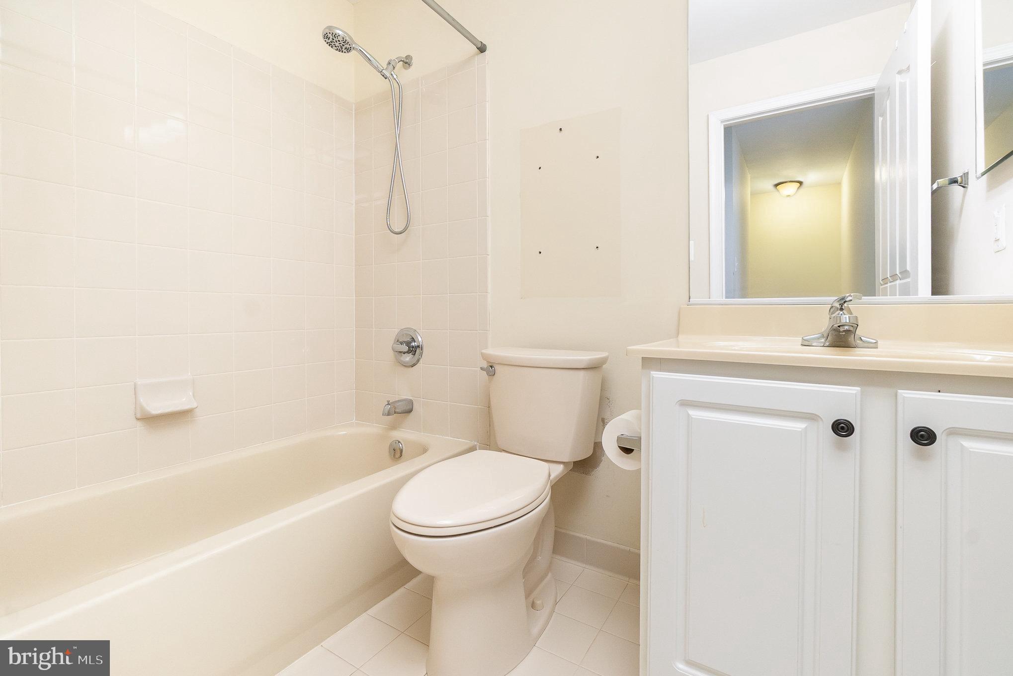 MONMOUTH MEADOWS - Residential