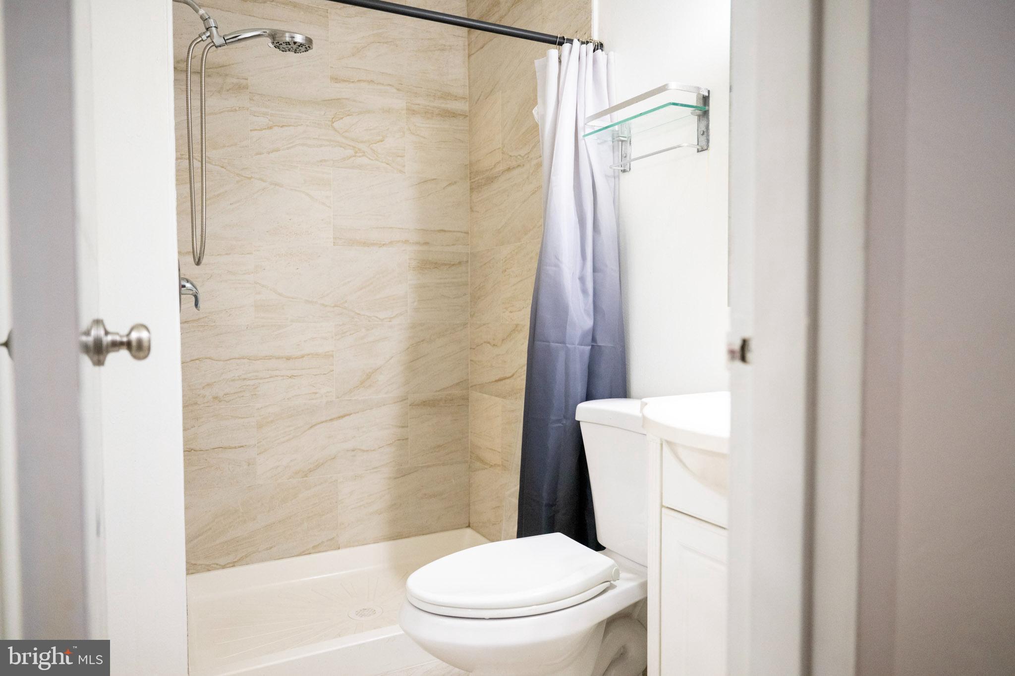 CHESTNUT HILL - Residential