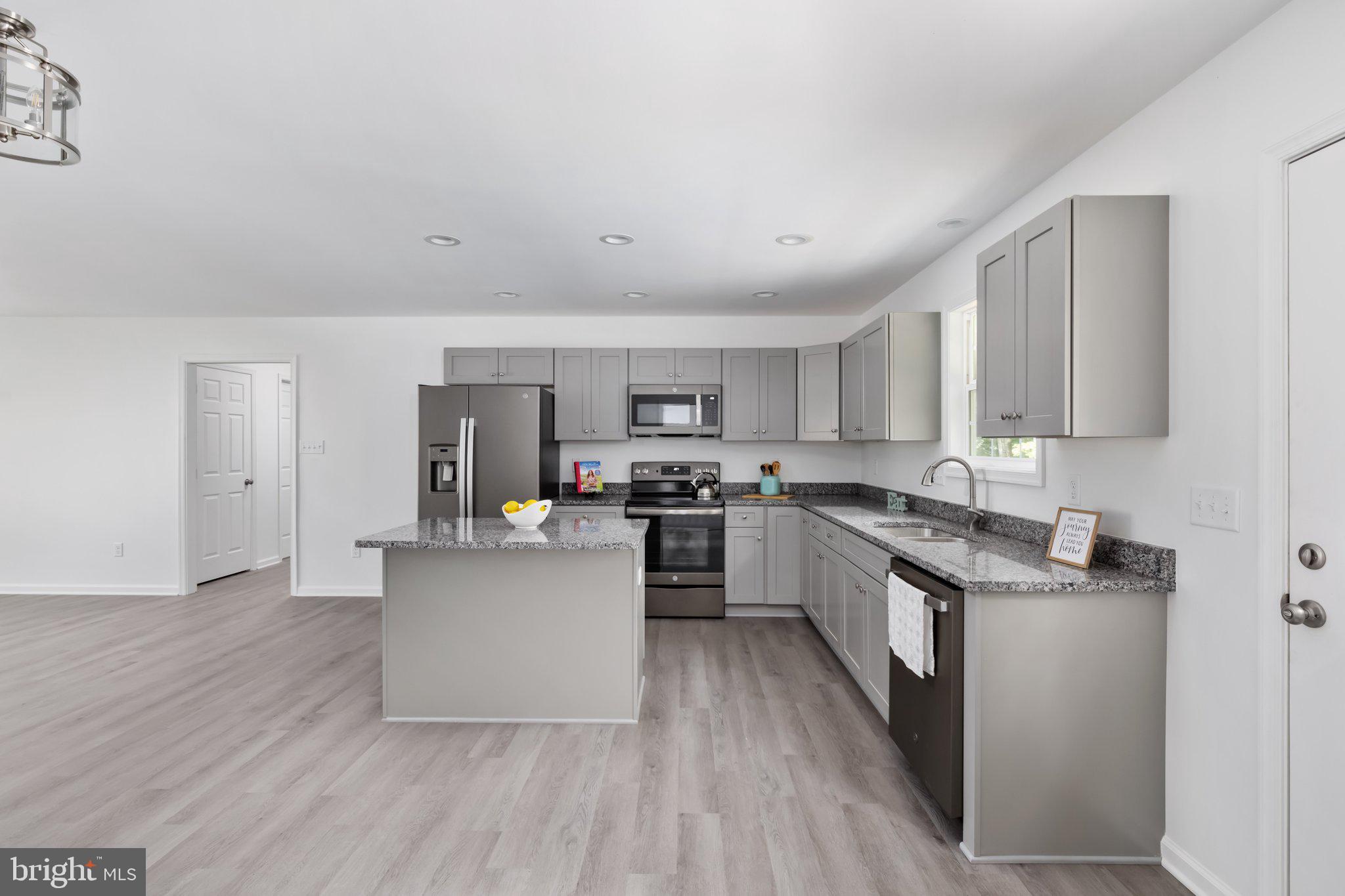 FLEMING PARK - Residential