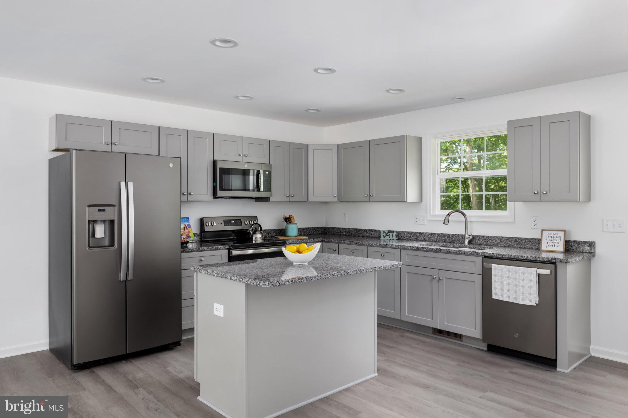 FLEMING PARK - Residential