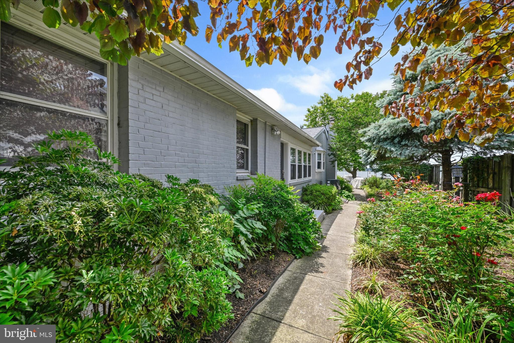 ROCKWOOD - Residential