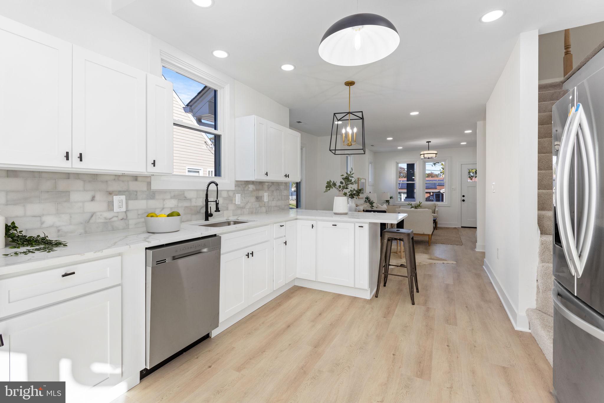 BROOKLYN HEIGHTS - Residential