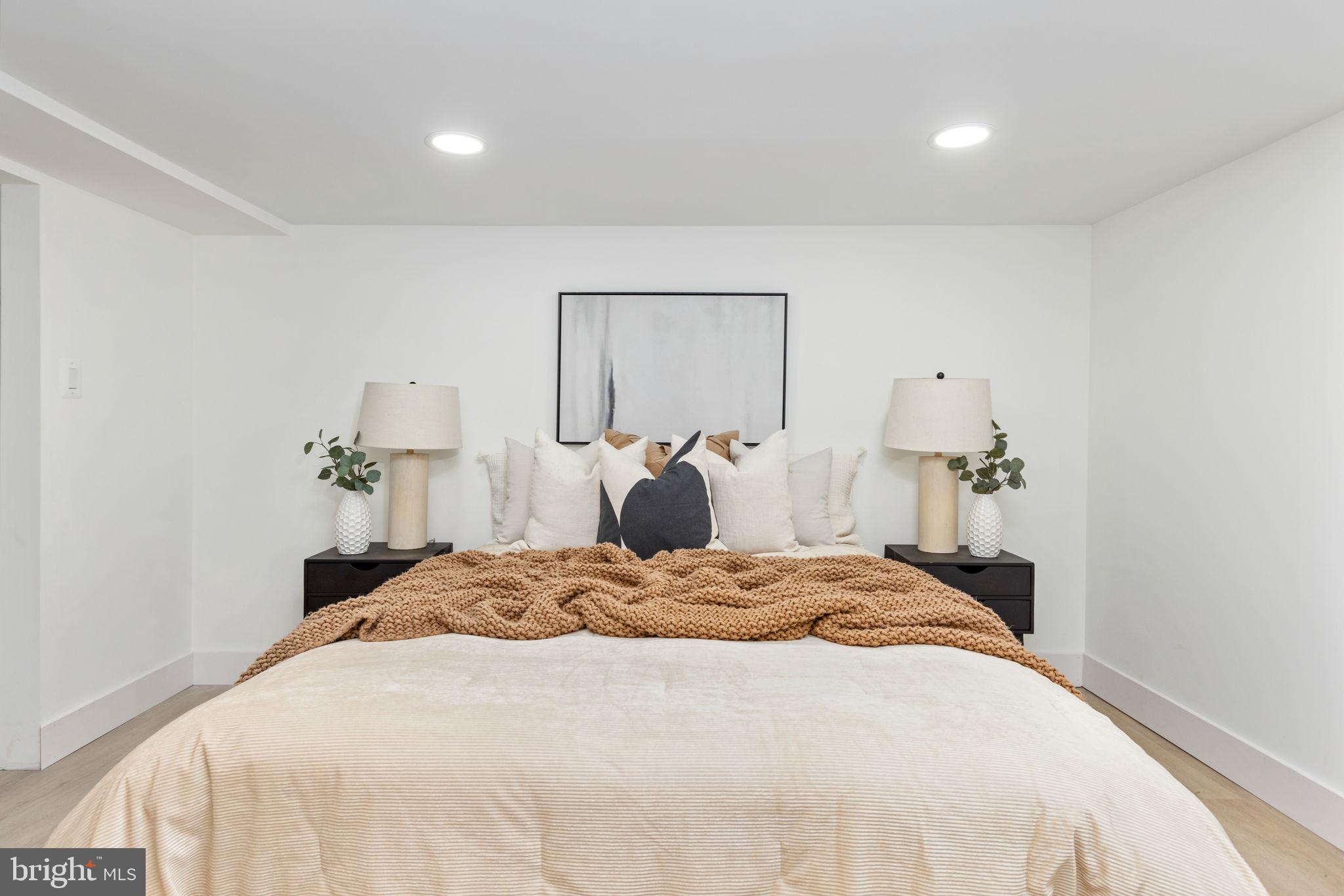 BROOKLYN HEIGHTS - Residential