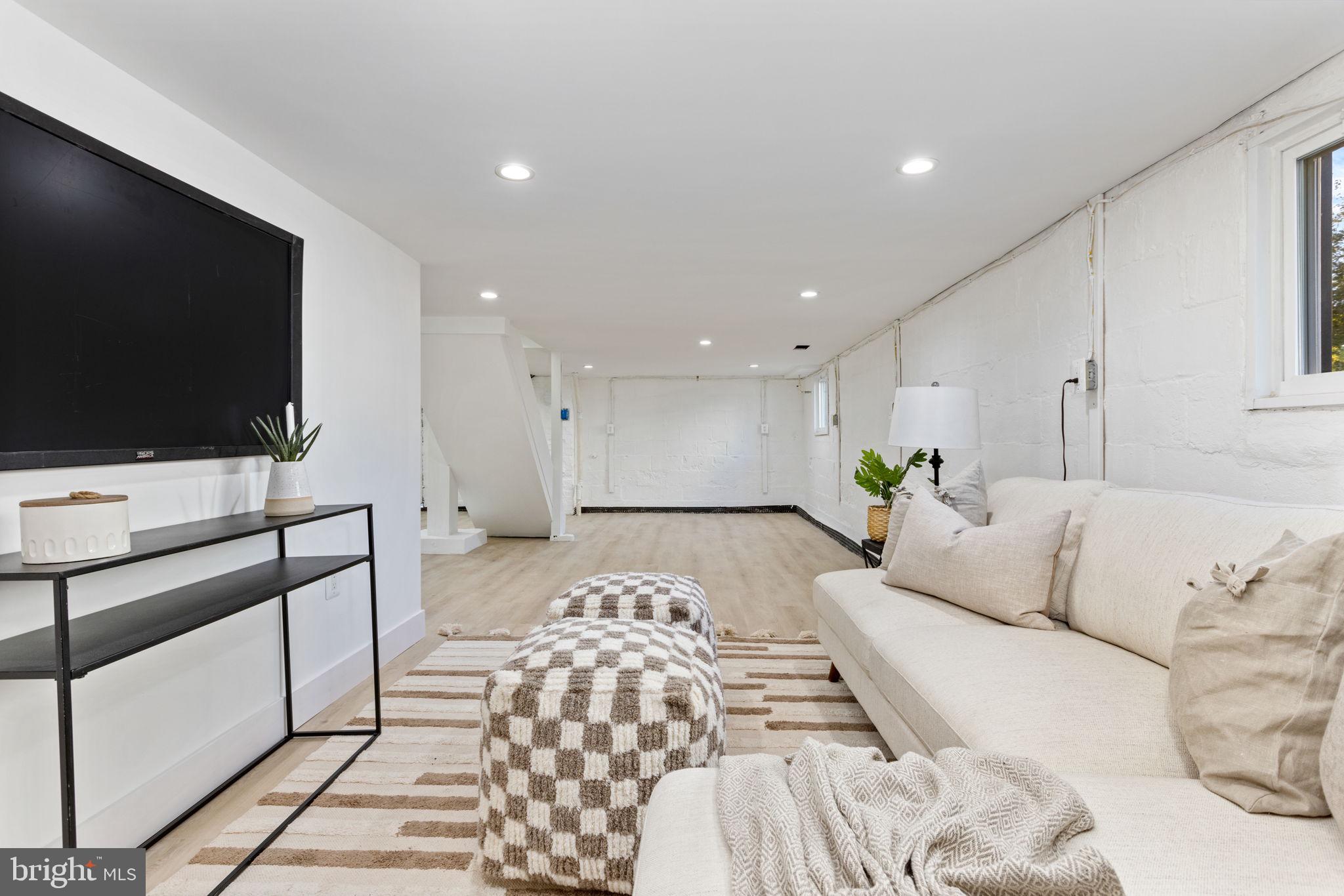 BROOKLYN HEIGHTS - Residential