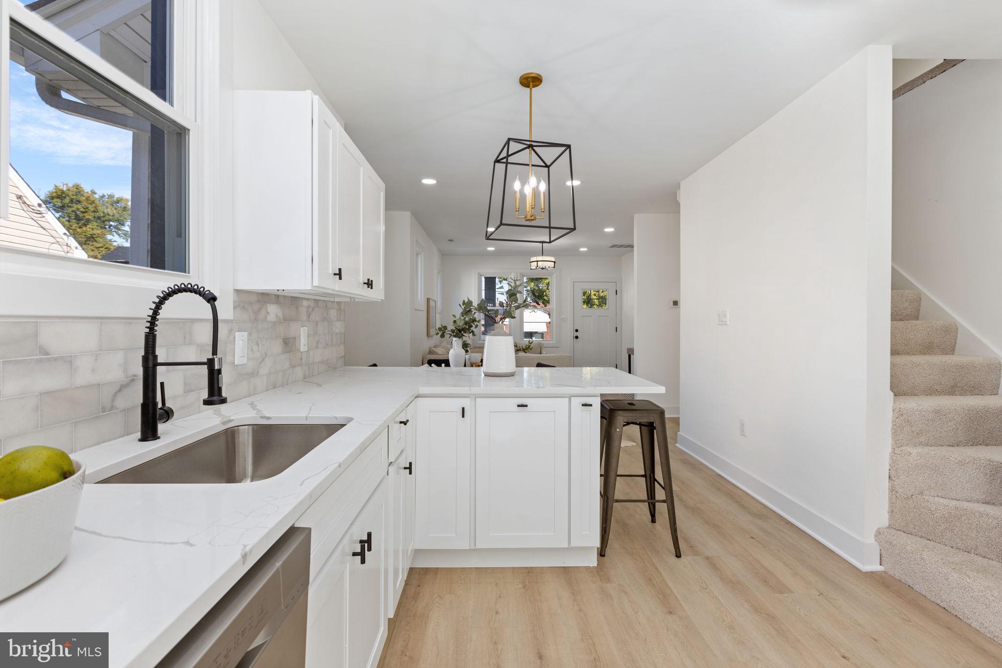 BROOKLYN HEIGHTS - Residential