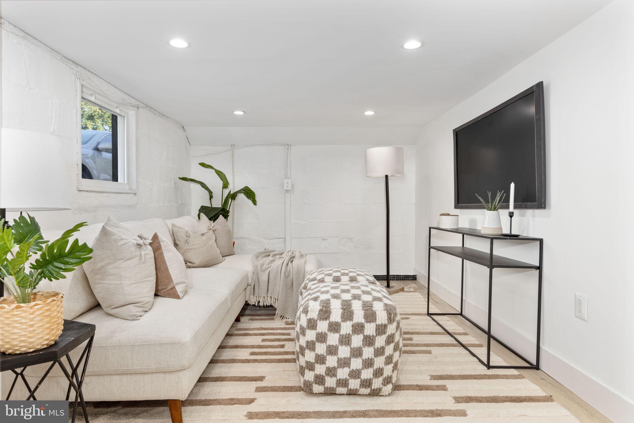 BROOKLYN HEIGHTS - Residential